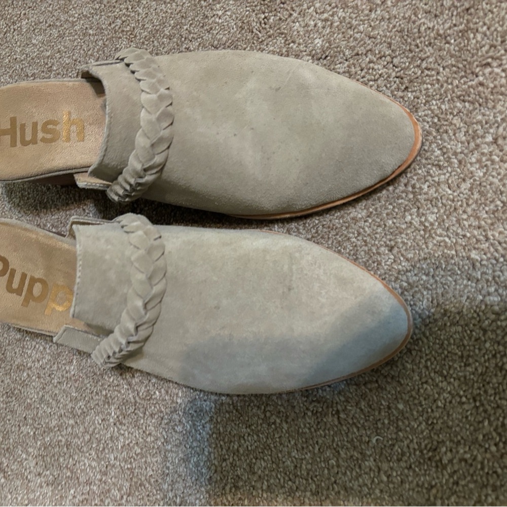 HUSH PUPPIES SUEDE MULES